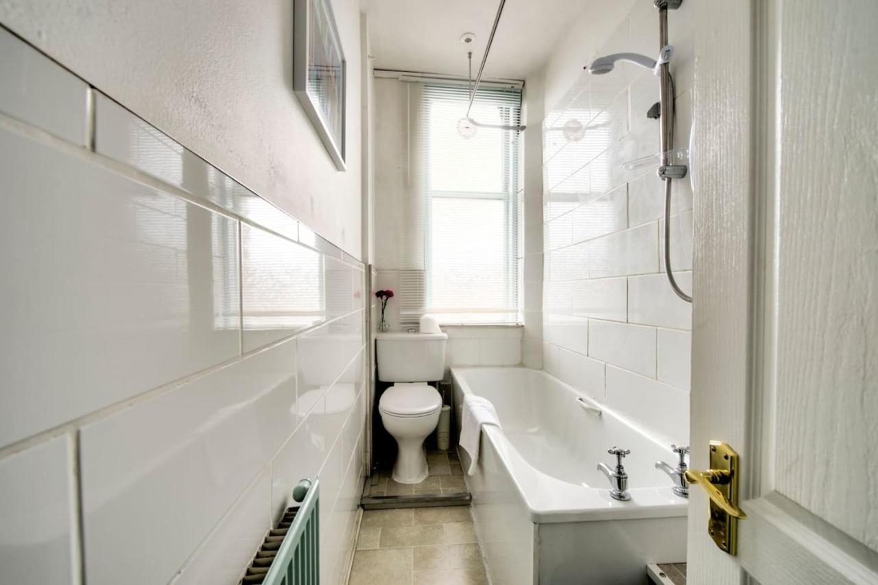 Guestready - Cosy Home 5 Minutes From Waverley! Единбург Екстер'єр фото
