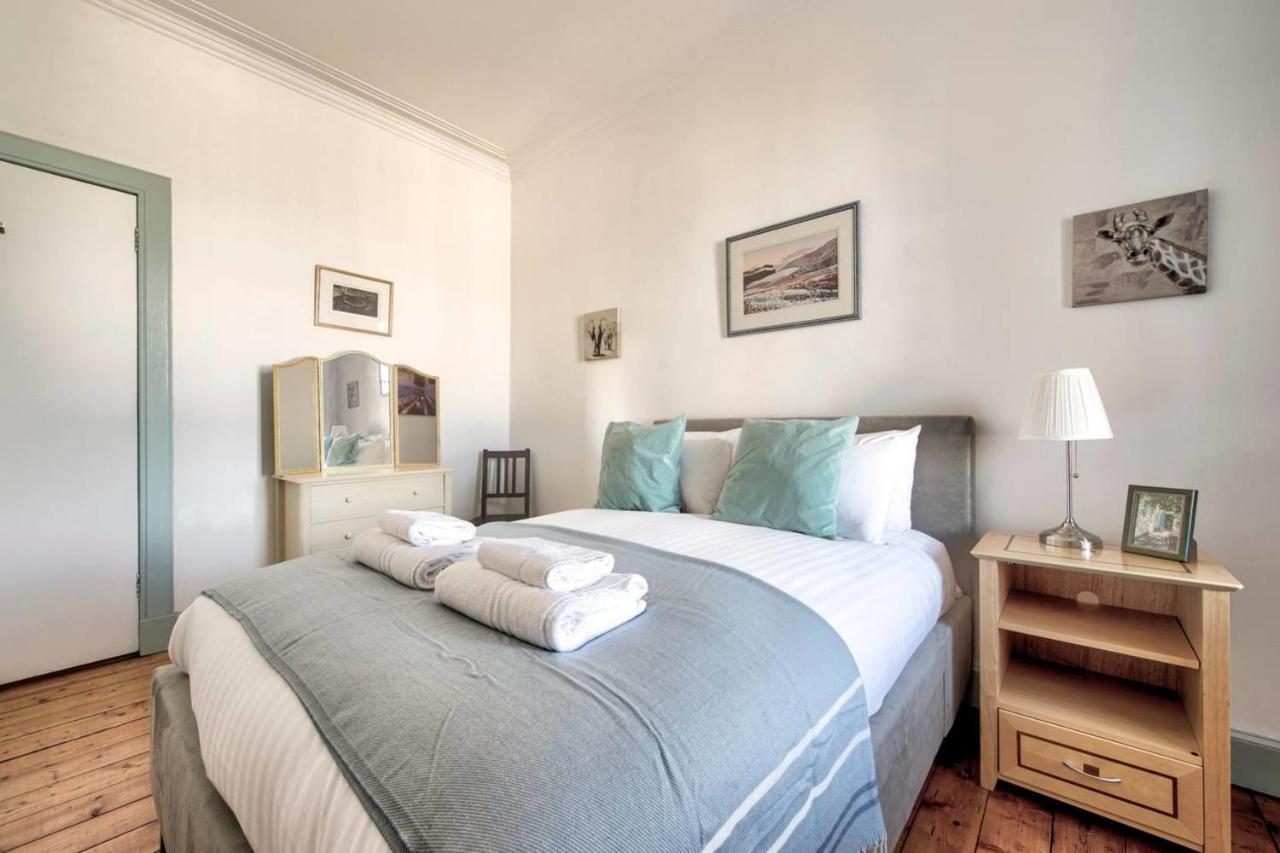 Guestready - Cosy Home 5 Minutes From Waverley! Единбург Екстер'єр фото