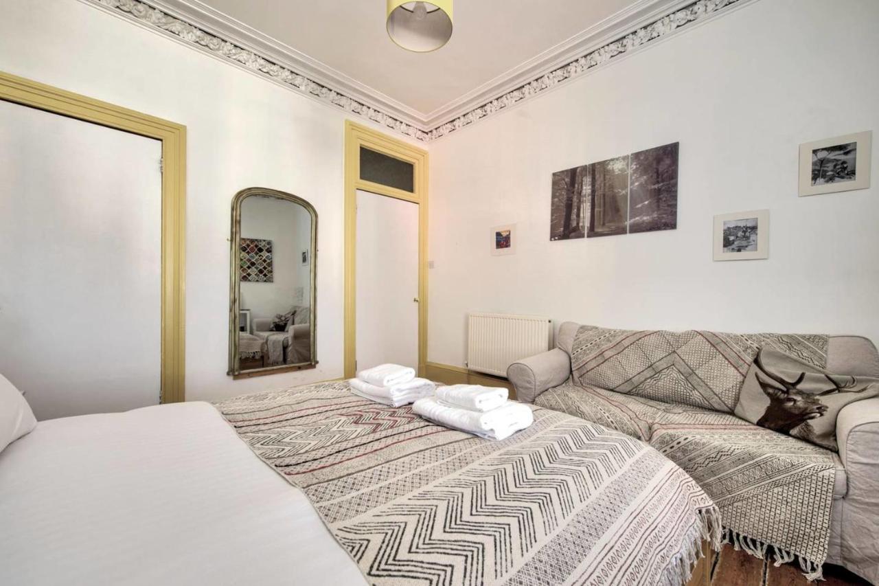 Guestready - Cosy Home 5 Minutes From Waverley! Единбург Екстер'єр фото